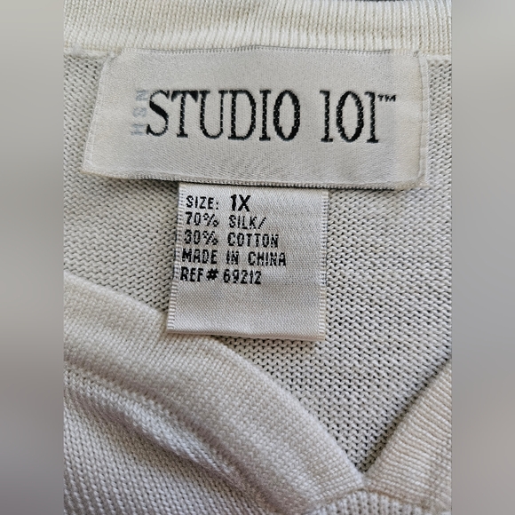 NWOT - Silk Blend Studio 101 White Short Sleeve Jersey - Size 1X - Picture 3 of 8